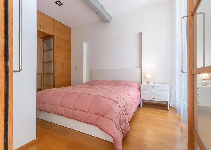 Appartement Guesthost - Pleasant With Garden Bologne