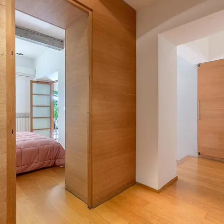 Apartmán Pleasant With Garden