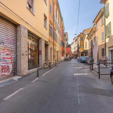 Pleasant With Garden Boloňa